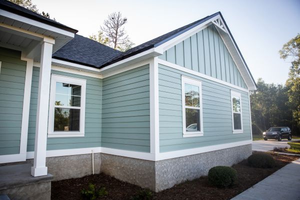 Cost of Damaged Siding Repair in Jacksonville