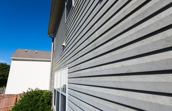 Cost of Vinyl Siding Panel Replacement in Jacksonville
